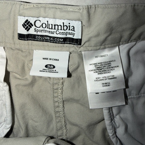 Columbia Shorts Cargo Men’s Khaki Size 38 Outdoor Hiking Trail Casual Utility - Picture 8 of 9